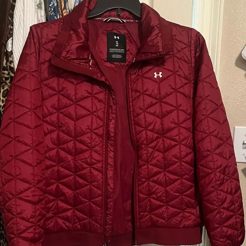 Under Armour, quilted puff jacket
